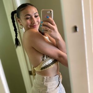 Meet your Posher, Maddy